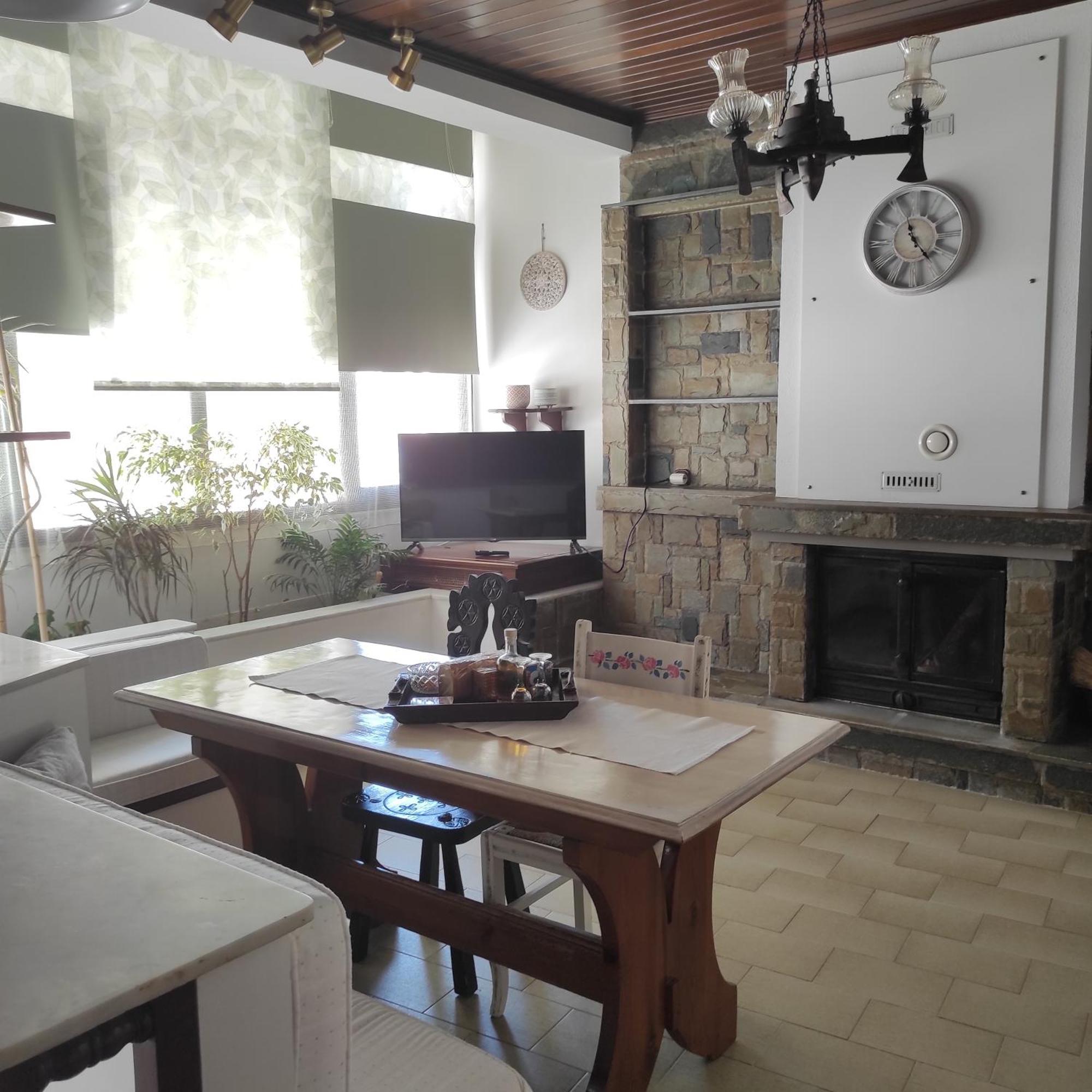 Apartmán Johnny'S Loft Agrinio Exteriér fotografie